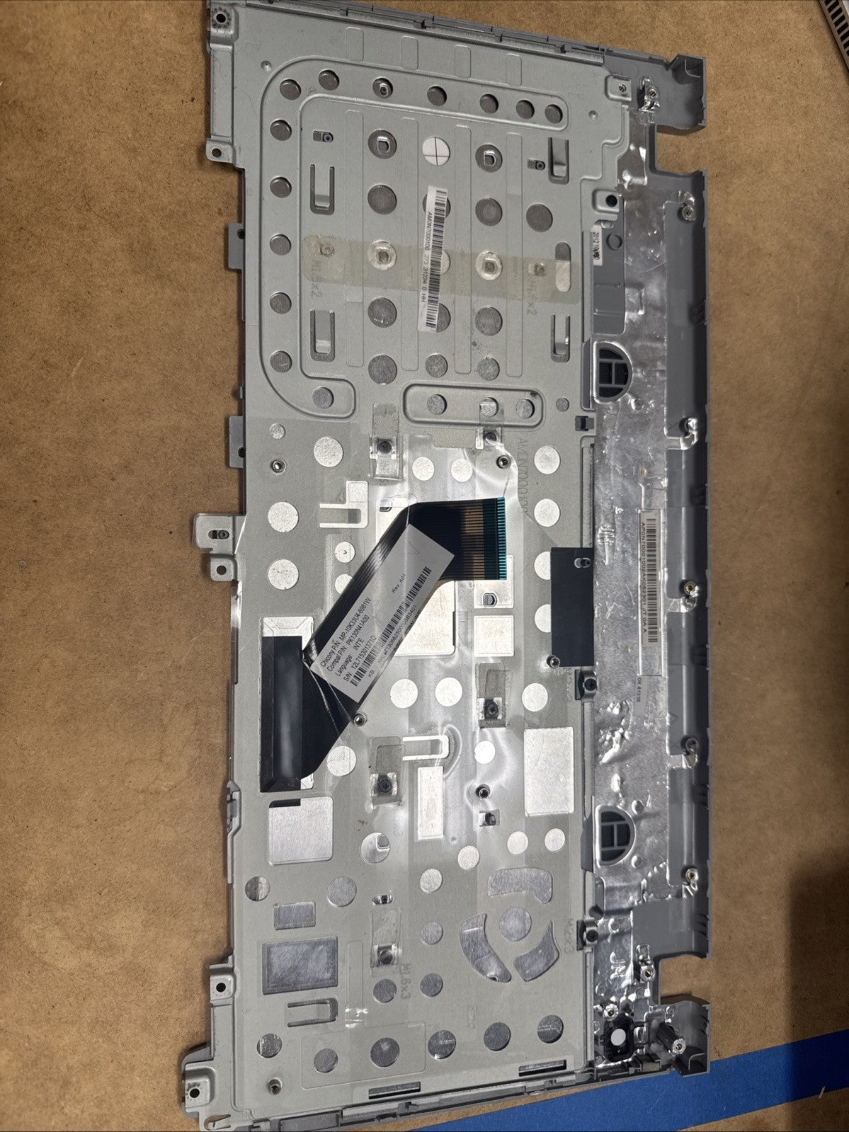 Genuine Acer V3-5 Series V3-551G-8454 Palmrest Keyboard Top Cover AP0N700010031