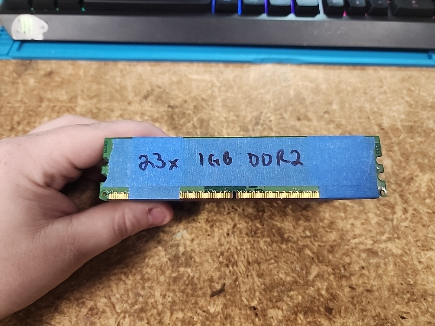 Lot Of 23x 1gb DDR2 desktop RAM