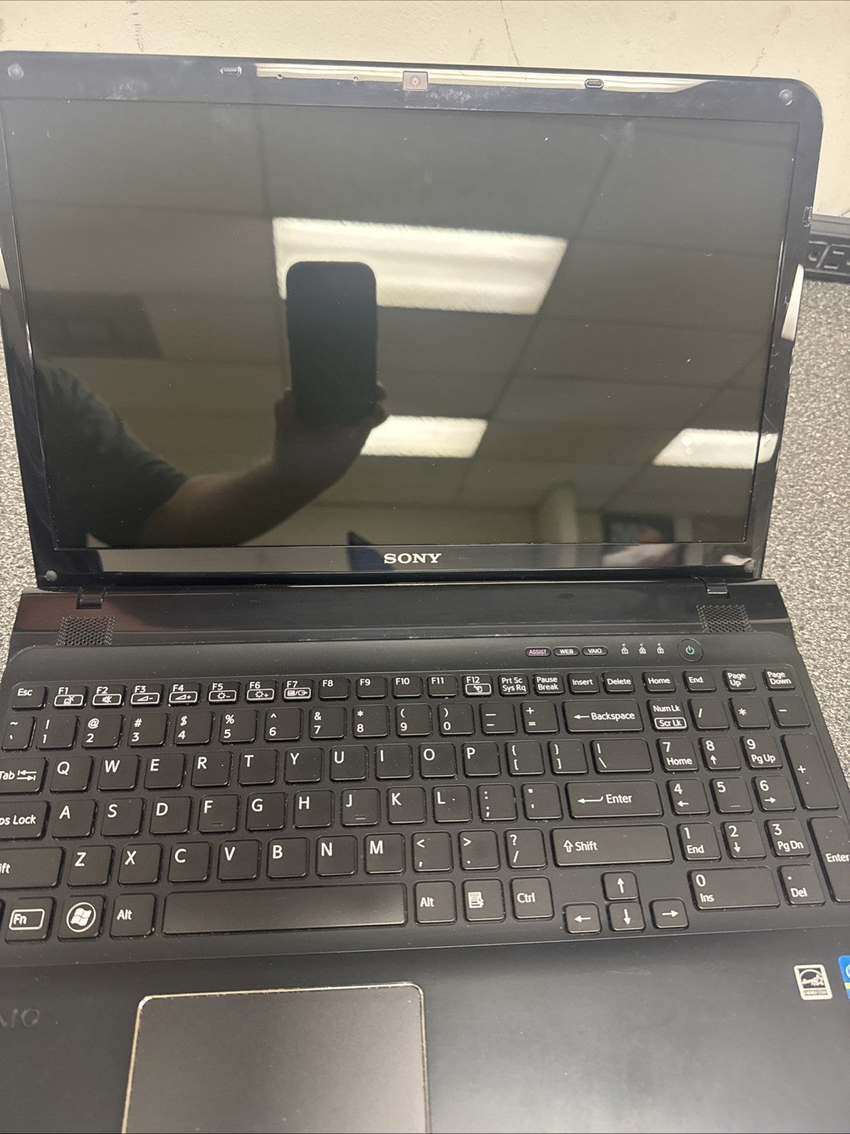 Sony Vaio SVE151D11L 15" Laptop BATTERY NOT TESTED!