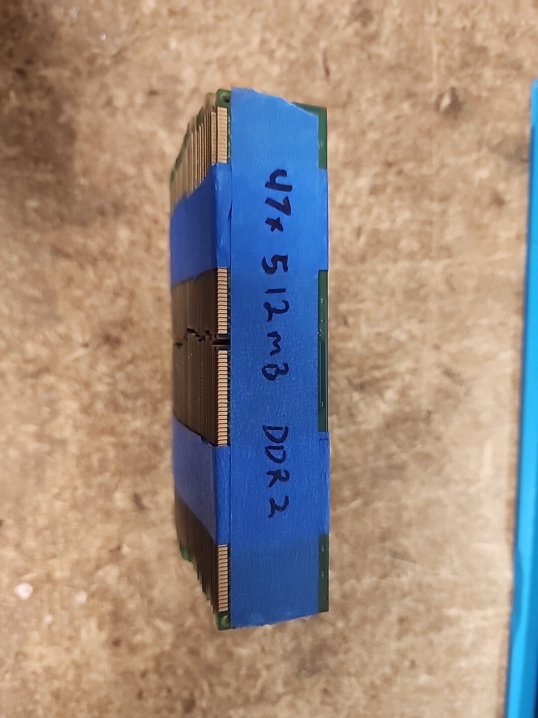 LOT OF 47x 512gb DDR2 Desktop Ram