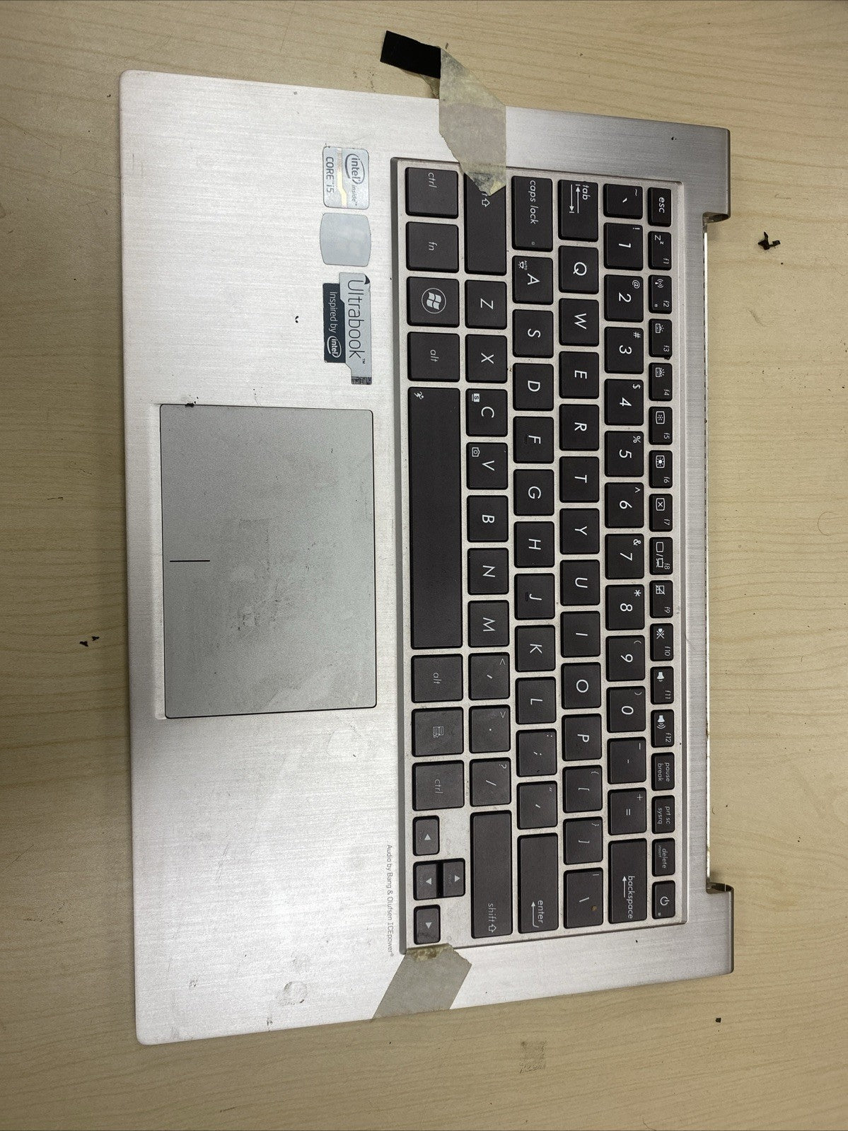 Genuine Asus Zenbook UX31A Laptop Bottom Case . Bad keyboard/battery