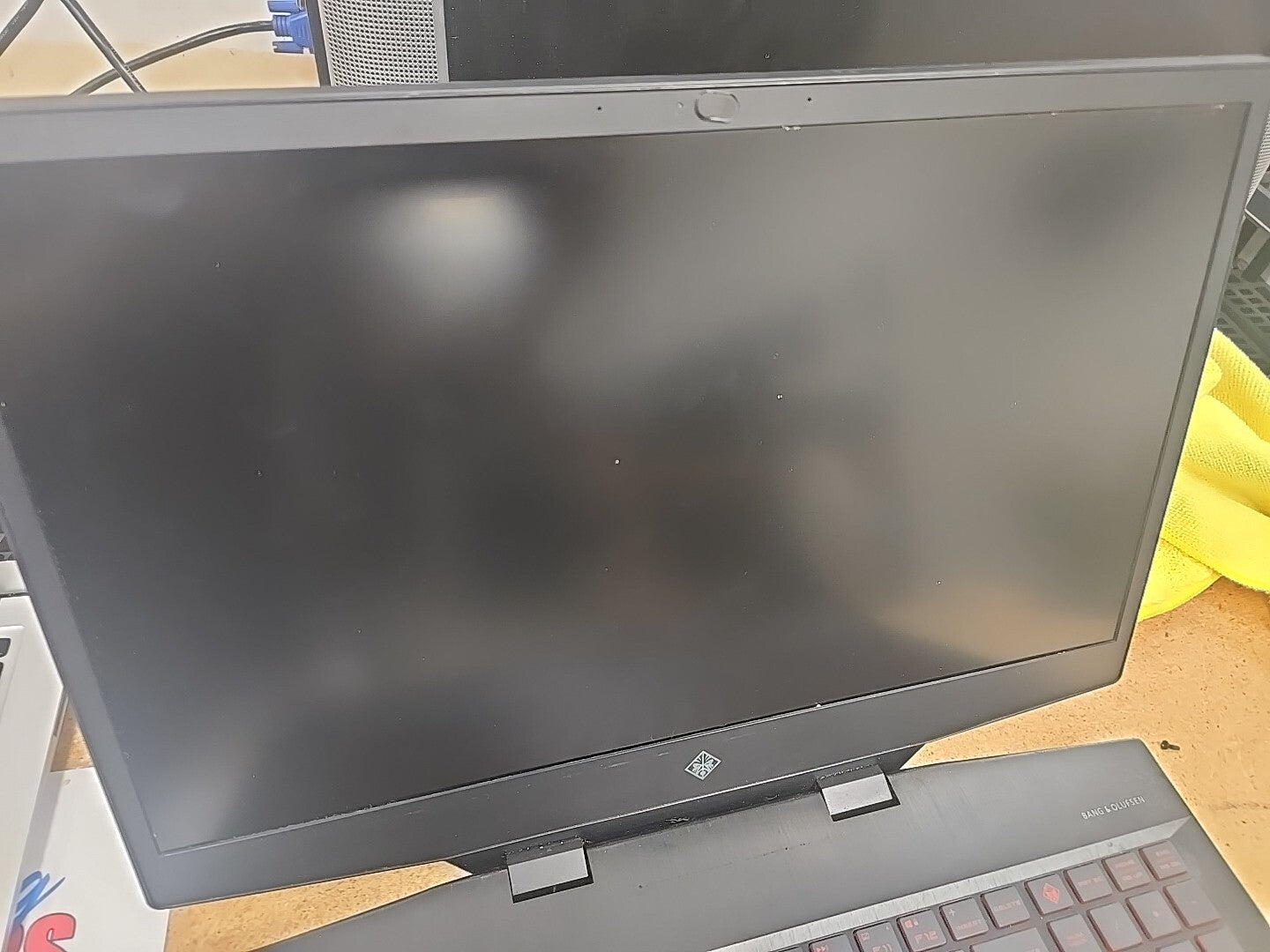 HP Omen 17T-CB100 17.3" Intel Core i7+ 8th Gen - Parts or Repair