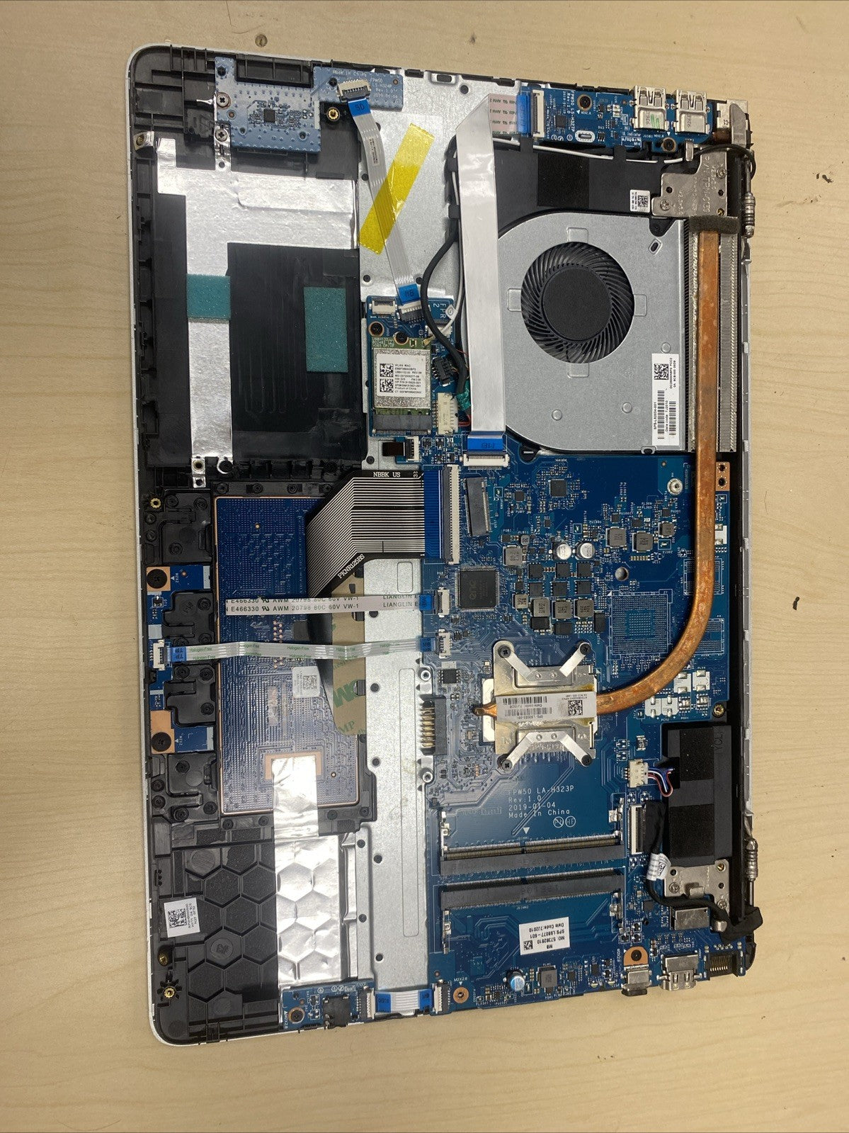 HP 15-dw Palmrest w/Touchpad Keyboard Broken Frame W/ Bad Motherboard