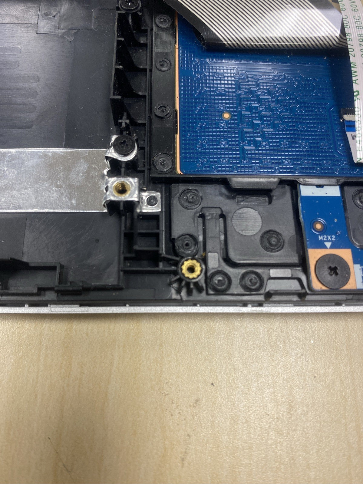 HP 15-dw Palmrest w/Touchpad Keyboard Broken Frame W/ Bad Motherboard