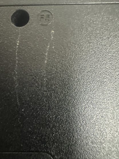 Toshiba Satellite C675 S7322 BATTERY UNTESTED AND SCRATCHES ON TOP AND BOTTOM!!!