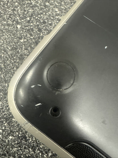 Dell 15z5523 Touchscreen 15.6" i5-3317u 1.7GHz BATTERY NOT TESTED AND SCRATCHES