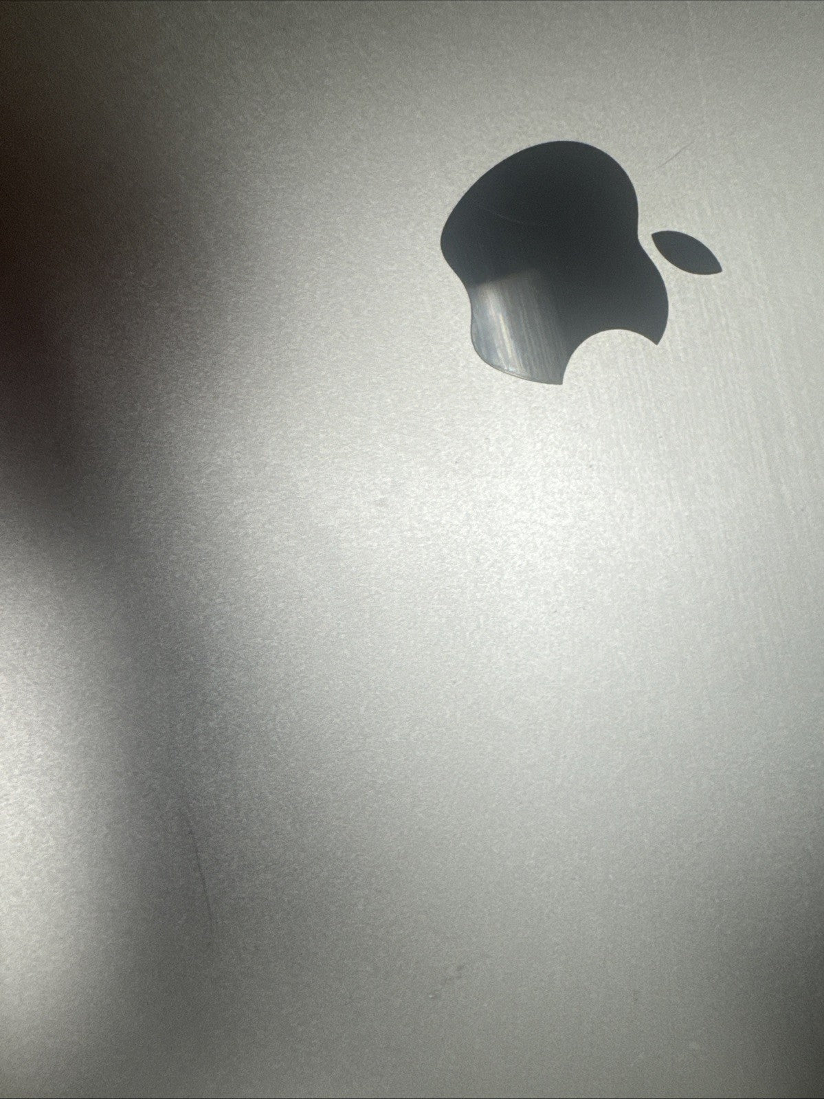 MacBook Air Screen Doesn’t Work