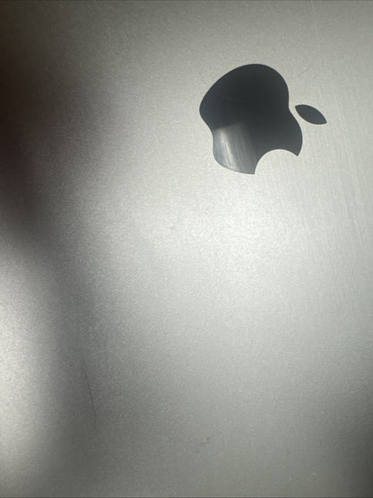 MacBook Air Screen Doesn’t Work