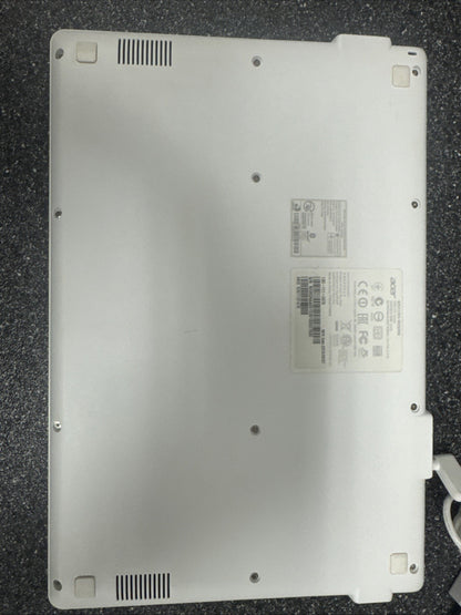 Acer ChromeBook 11 11.6" CB3-111-C8UB Celeron N2830 1.83GHz BATTERY UNTESTED!!!!
