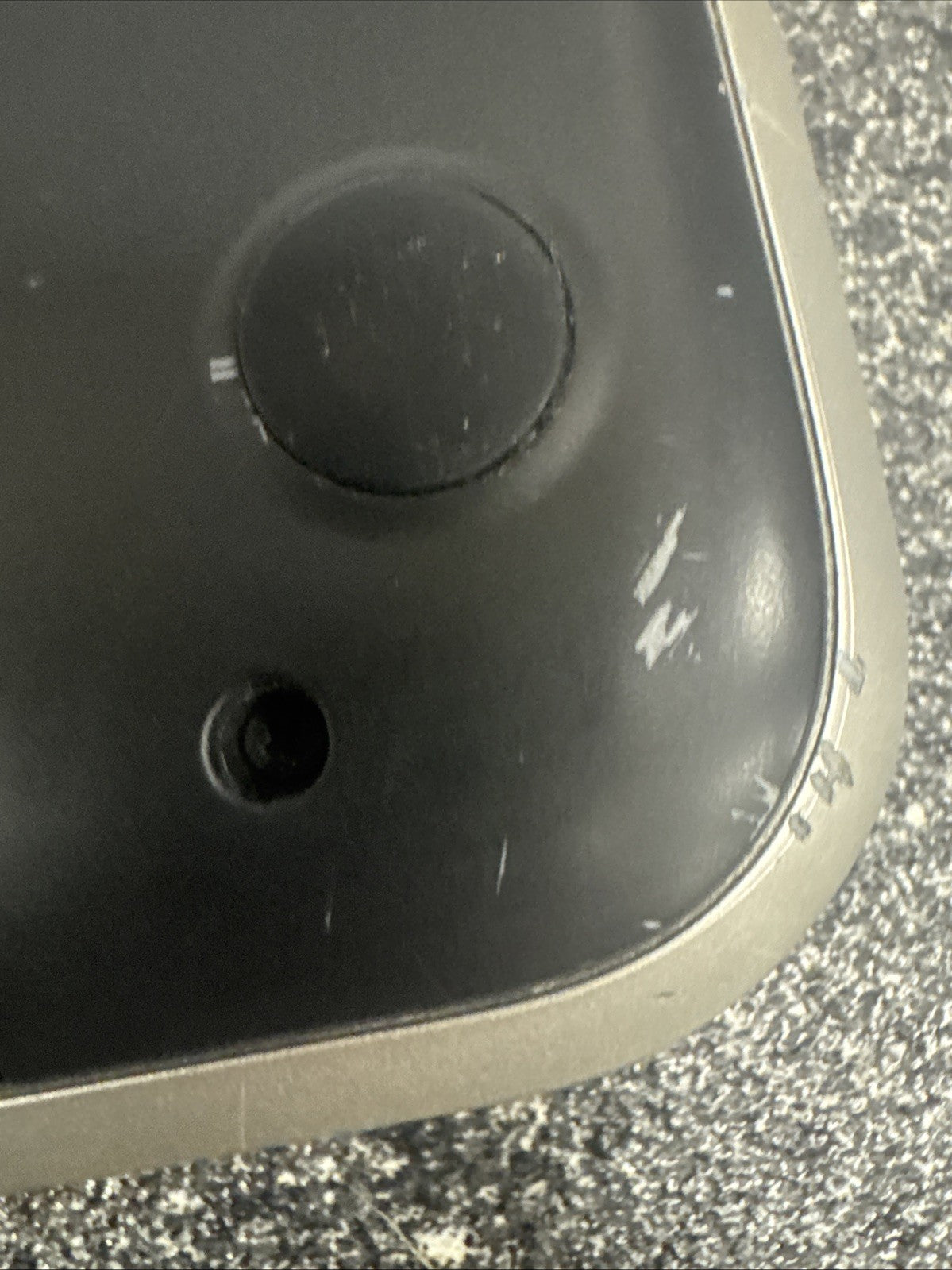 Dell 15z5523 Touchscreen 15.6" i5-3317u 1.7GHz BATTERY NOT TESTED AND SCRATCHES