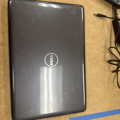 Dell Inspiron P32E 17” BAD MOTHERBOARD AND SCRATCHES ETC