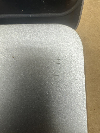 Dell Inspiron P24E001 Does Not Work/for Parts! Had Sticker Residue On Top Lid.