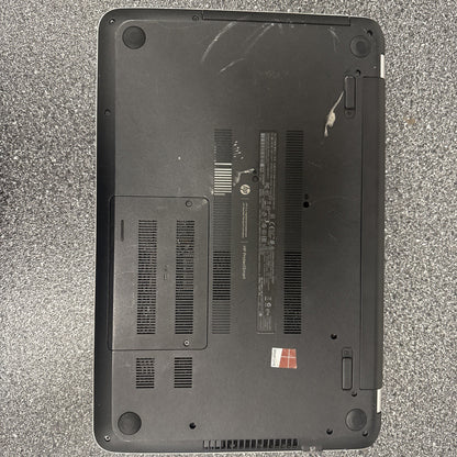 HP Pavilion 15-n067nr BATTERY NOT TESTED AND HAS SCRATCHES AND STAINS ON IT!!!!!
