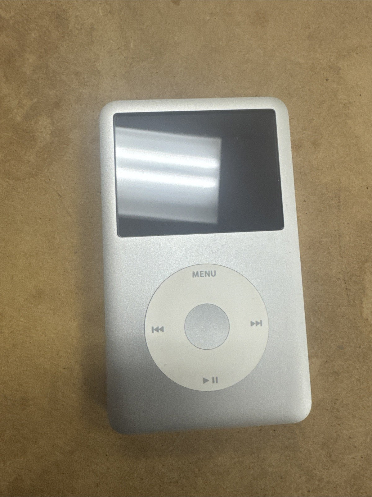 iPod Classic 7th Generation 160GB with case