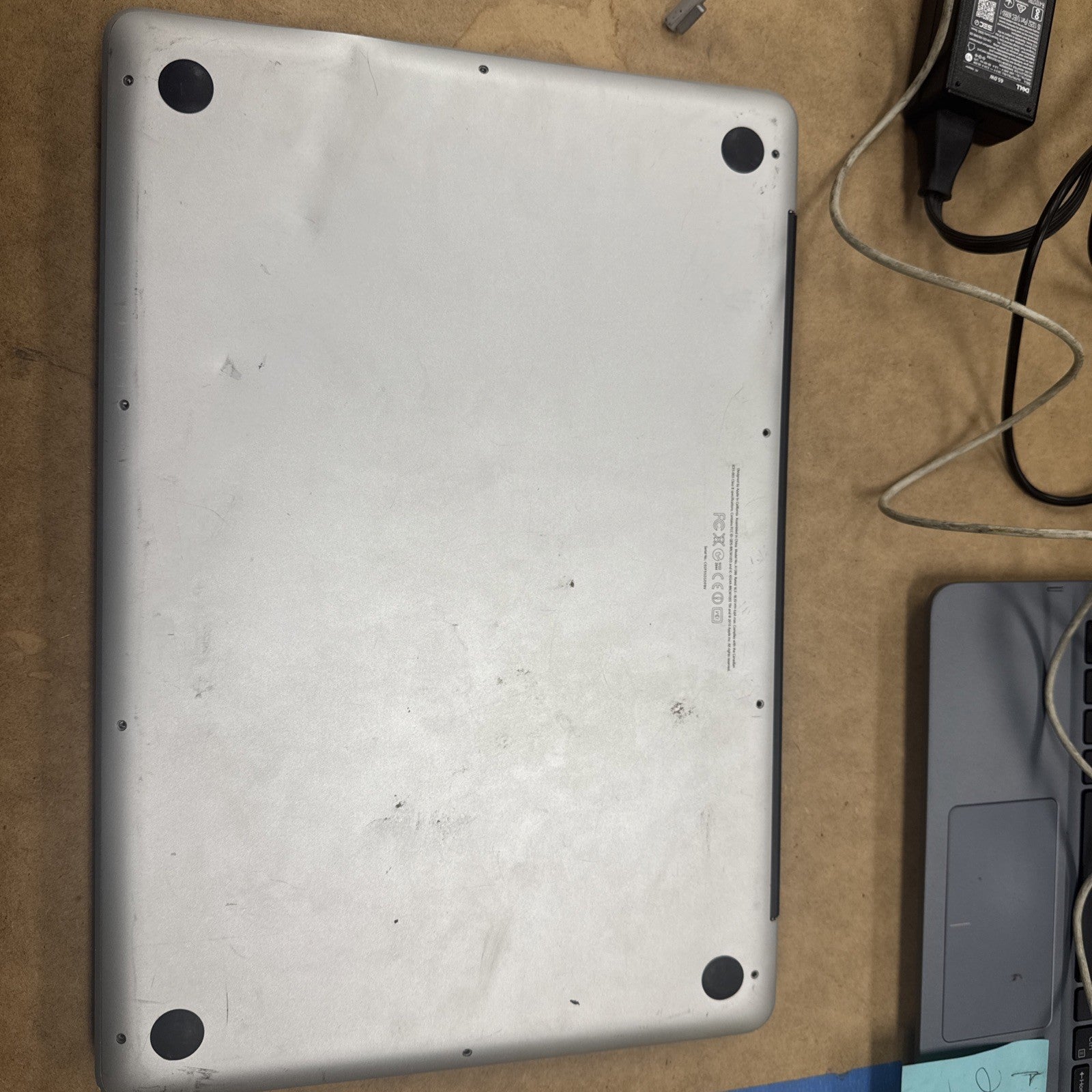 Apple MacBook Pro A1286 Laptop DOESNT WORK AND DOESNT HAVE STORAGE DEVICE