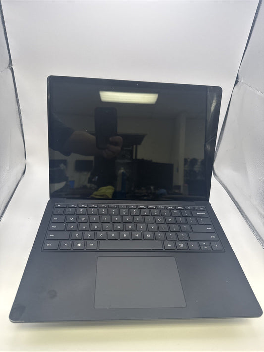 Microsoft Surface 4 1951 i7-1185G7 32GB RAM 1TB SSD 13.5" Win 11 Pro