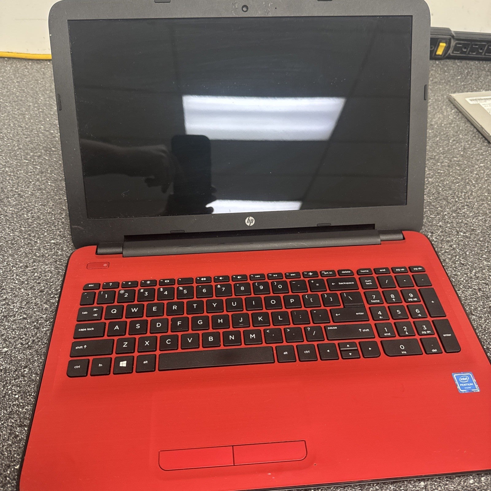 HP 15-AY019DS BATTERY NOT TESTED!!!!