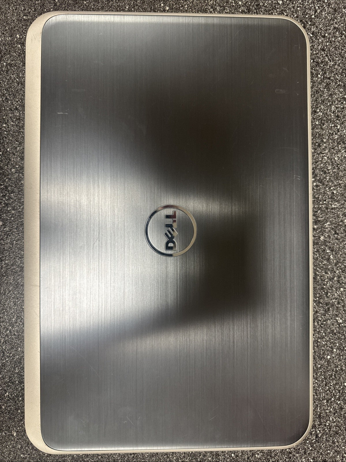 Dell 15z5523 Touchscreen 15.6" i5-3317u 1.7GHz BATTERY NOT TESTED AND SCRATCHES