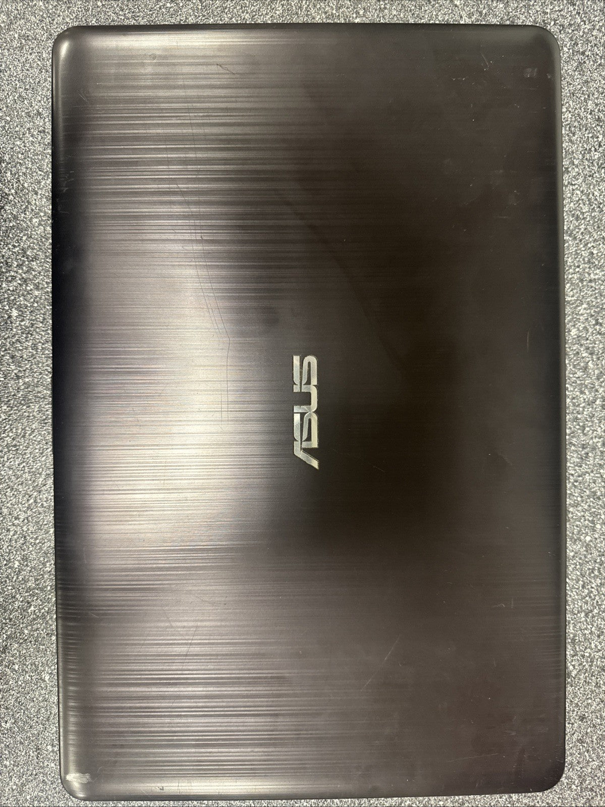 Asus R541N Laptop BATTERY NOT TESTED AND HAS SCRATCHES!!!!!!