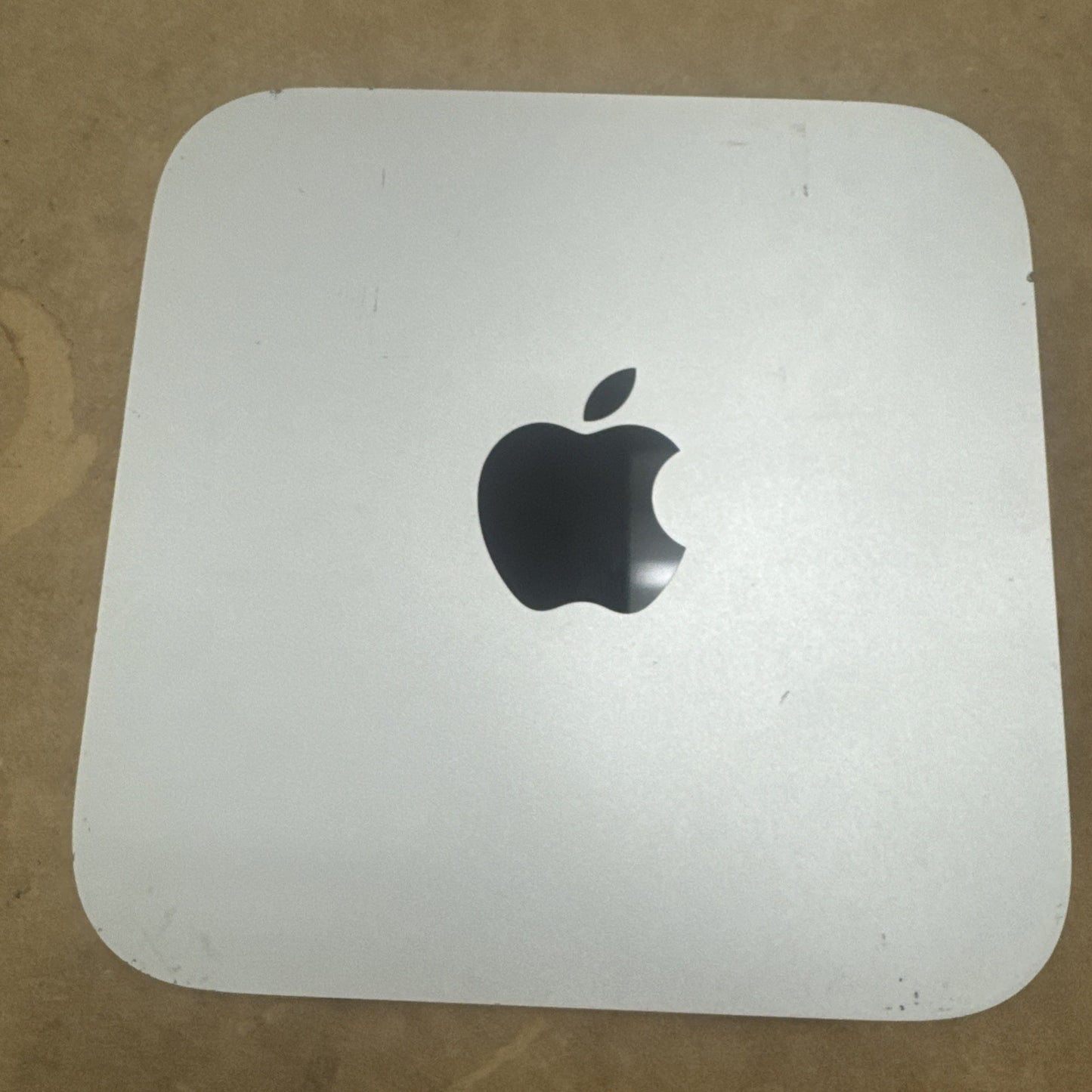 Apple Mac Mini A1347 HAS SCRATCHES ON TOP AND BOTTOM!