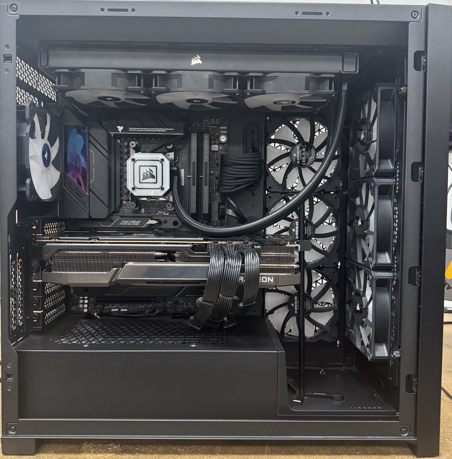 Gaming PC High End Streaming Build Ryzen 7950X3D 7900XTX