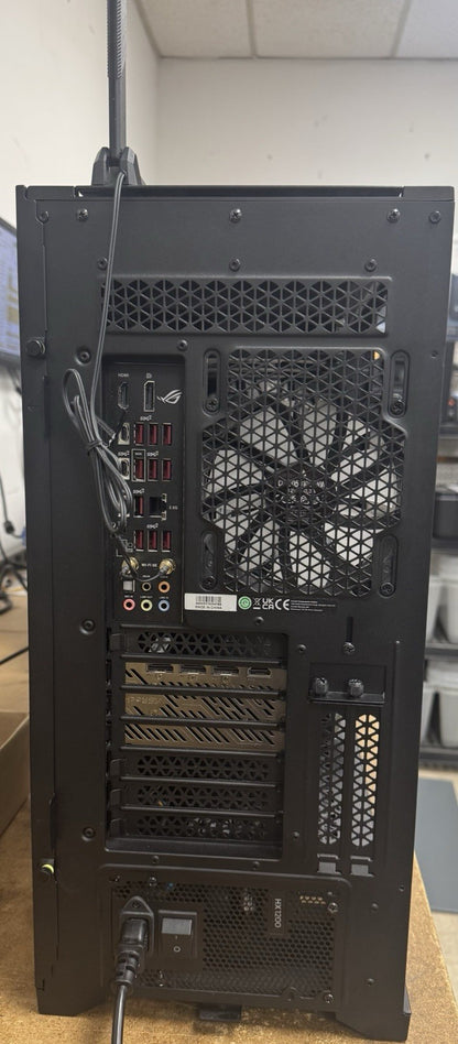 Gaming PC High End Streaming Build Ryzen 7950X3D 7900XTX