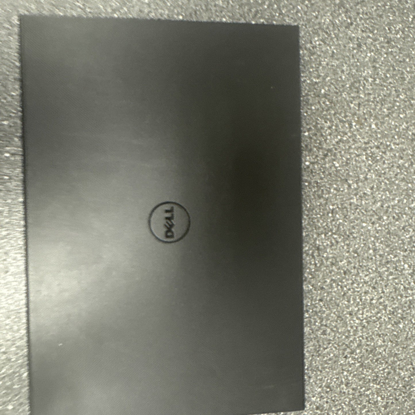 Laptop Dell Inspiron 15 P40f Touchscreen BATTERY NOT TESTED HAS SCRATCHES!!!!!!!