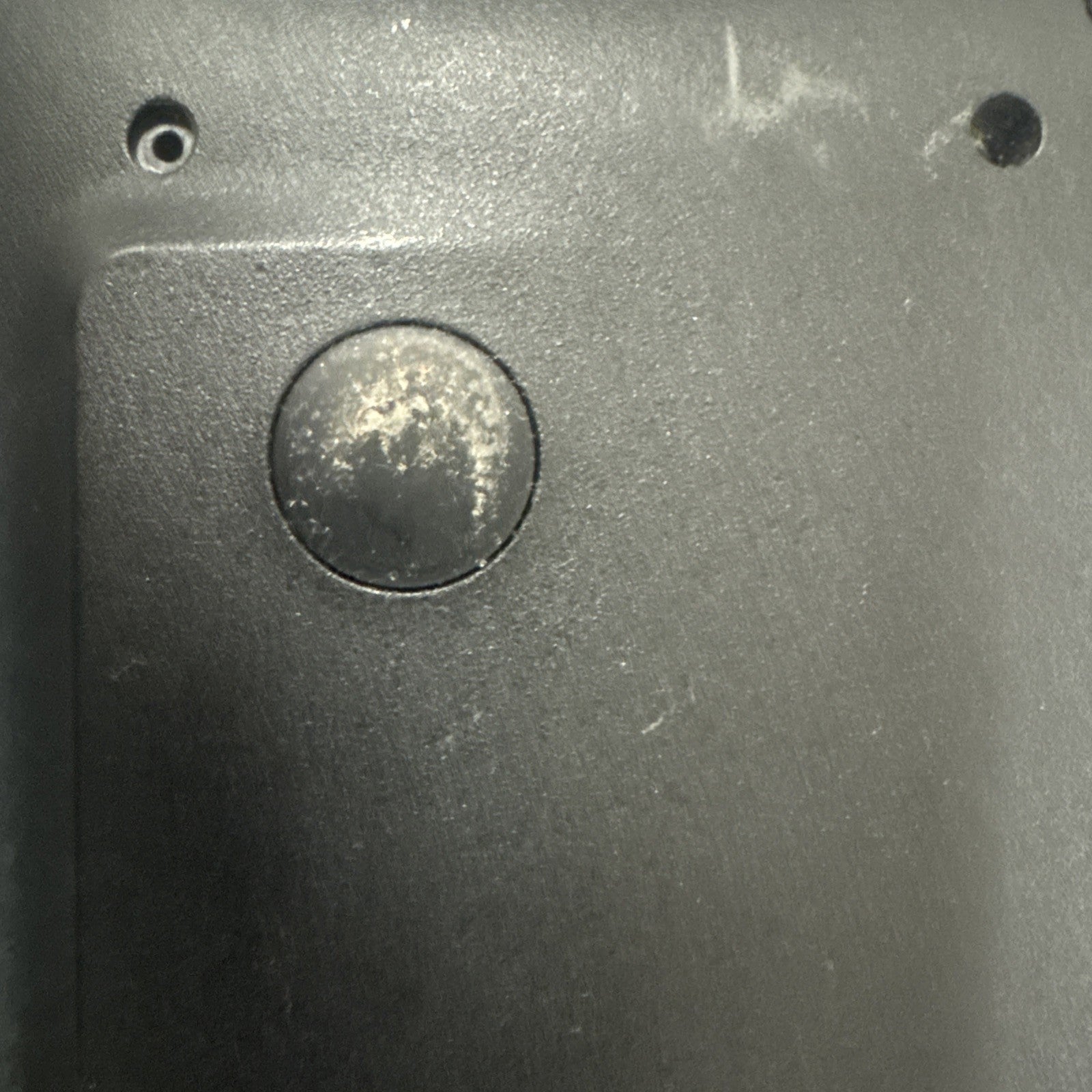 ASUS X540L Laptop, BATTERY NOT TESTED/SCRATCHES AND BUSTED HINGE!!!!!!