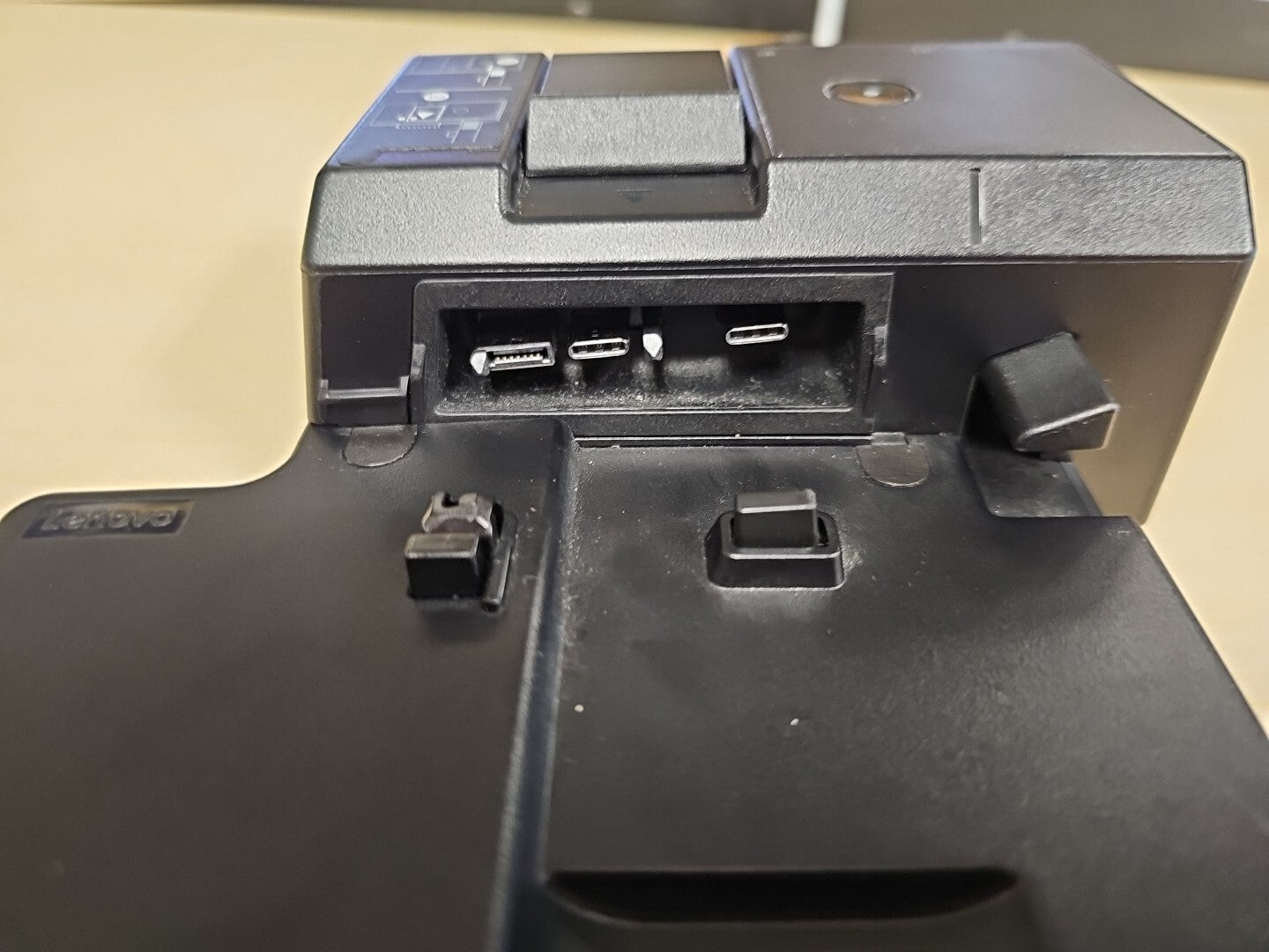 Lenovo 40AH0135US ThinkPad Pro Docking Station - Black