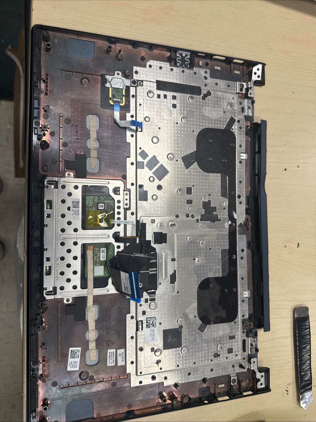 New Lenovo Yoga 730-15 730-15IKB 730-15IWL Palmrest Keyboard Backlit Blue A+ US