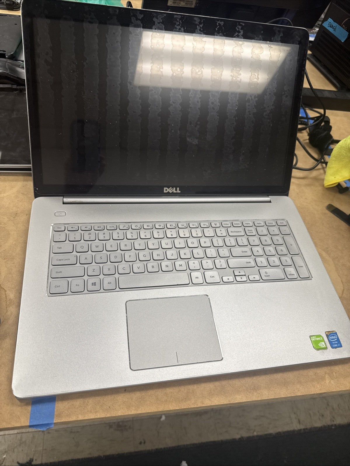 Dell Inspiron P24E001 Does Not Work/for Parts! Had Sticker Residue On Top Lid.