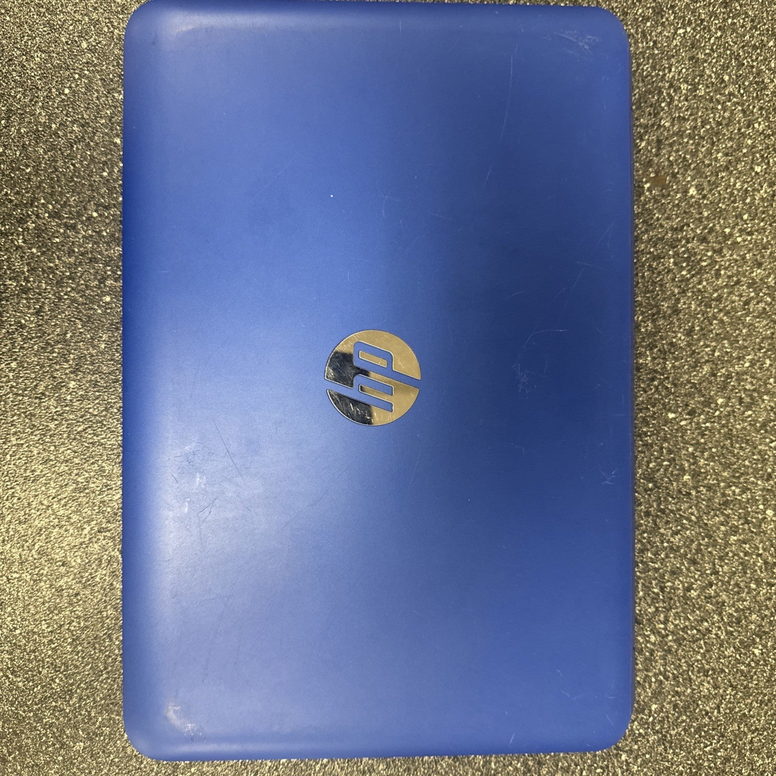 HP Stream 13-C002DX  Laptop 13.3" Touch BATTERY NOT TESTED AND HAS SCRATCHES!!!!