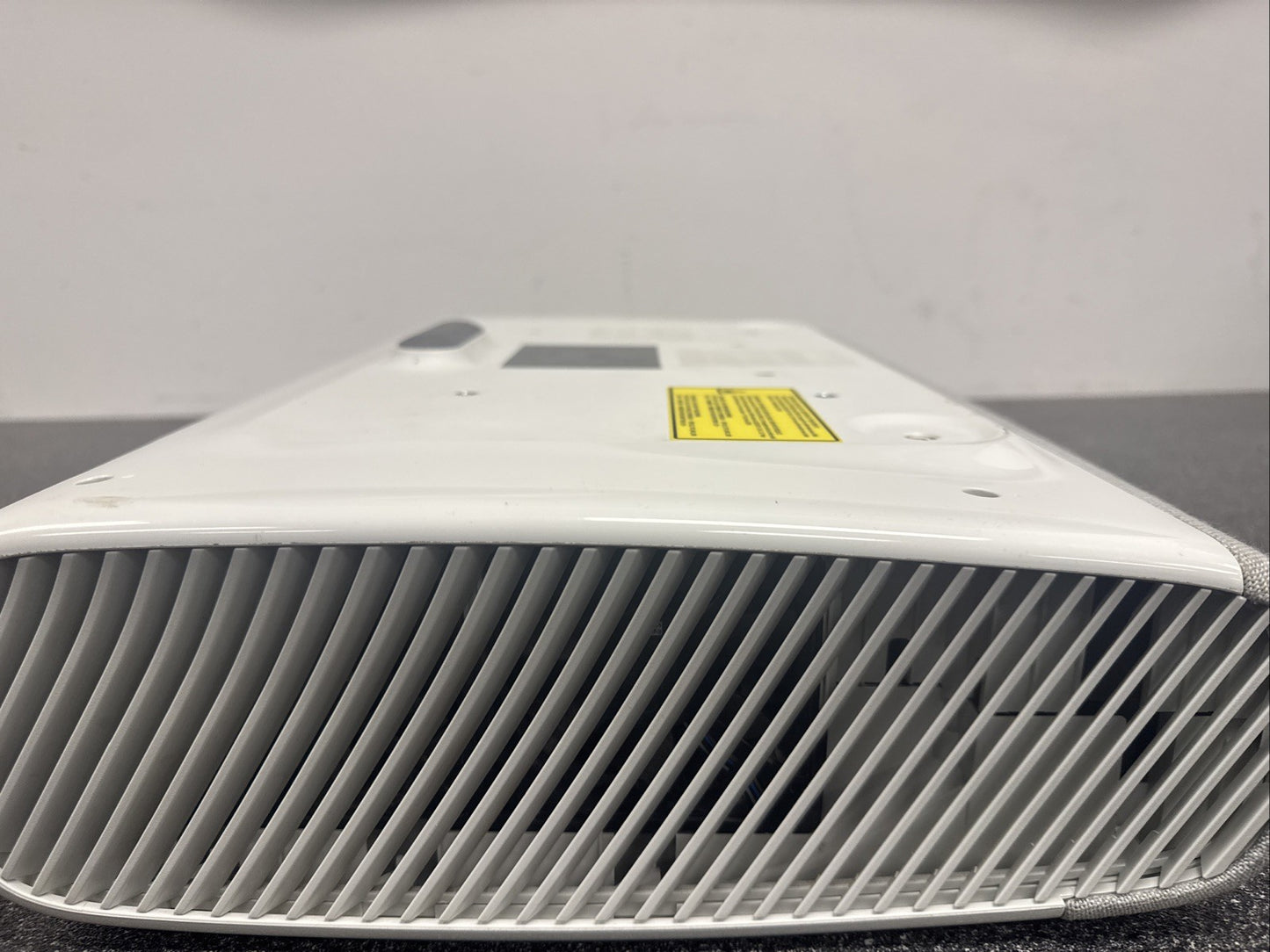 Samsung SP-LSP7TFAXZA 4K UHD Smart Projector VIDEO NOT ALIGNED DONT DISPLAY!!!!!