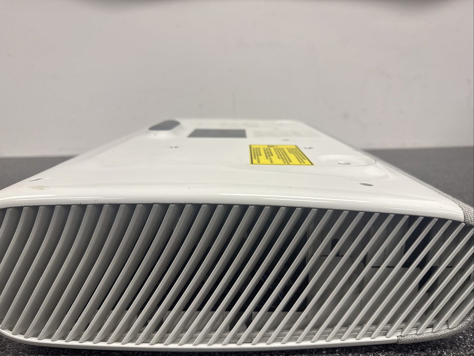 Samsung SP-LSP7TFAXZA 4K UHD Smart Projector VIDEO NOT ALIGNED DONT DISPLAY!!!!!