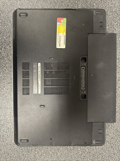 Used Laptop Dell Latitude E6440 Intel Corei5 4310M BATTERY NOT TESTED!!!!