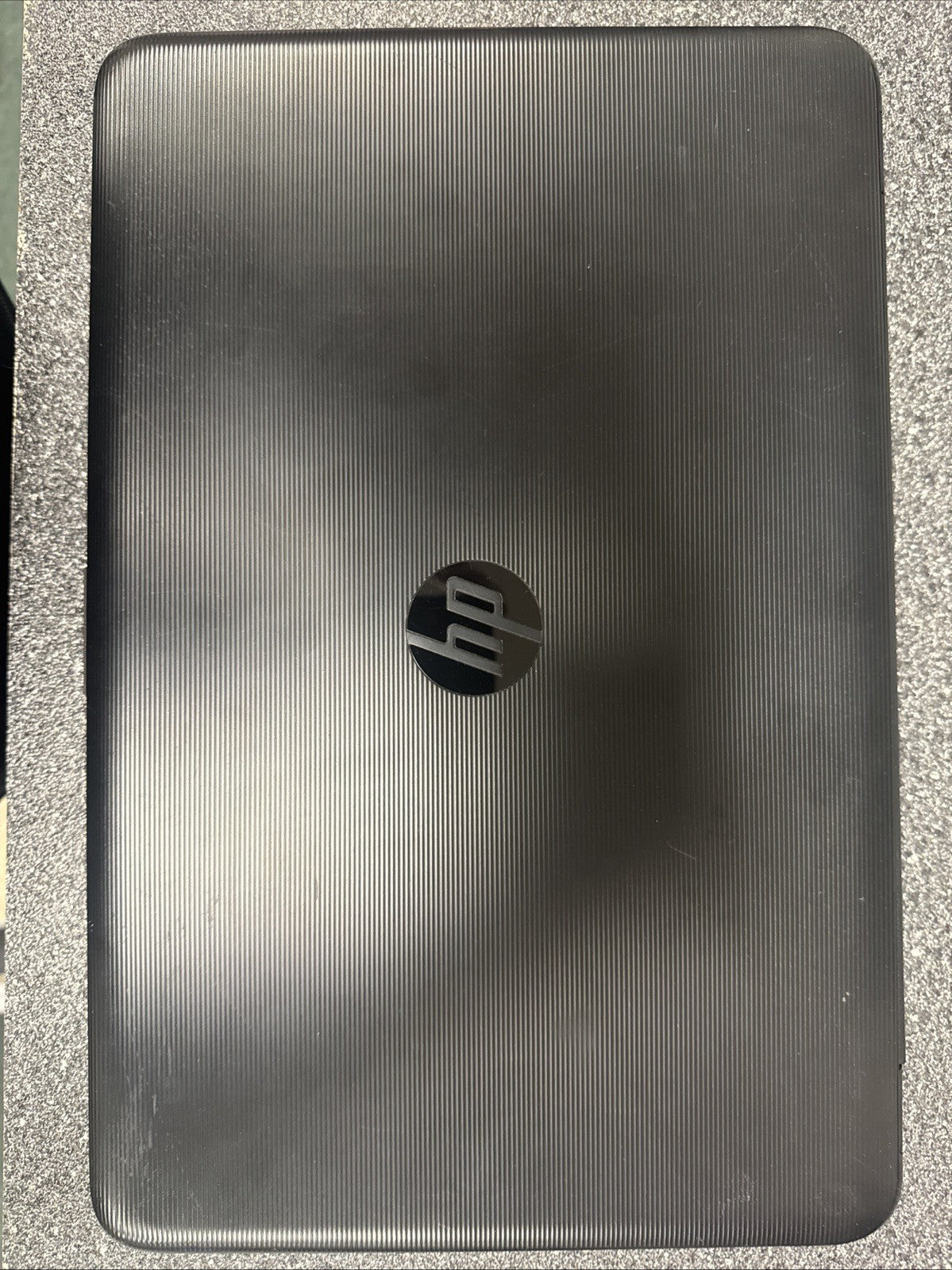 HP 15.6" Laptop AMD E2 1.80GHz 15-BA018WM BATTERY NOT TESTED HAS SCRATCHES!!!!!!