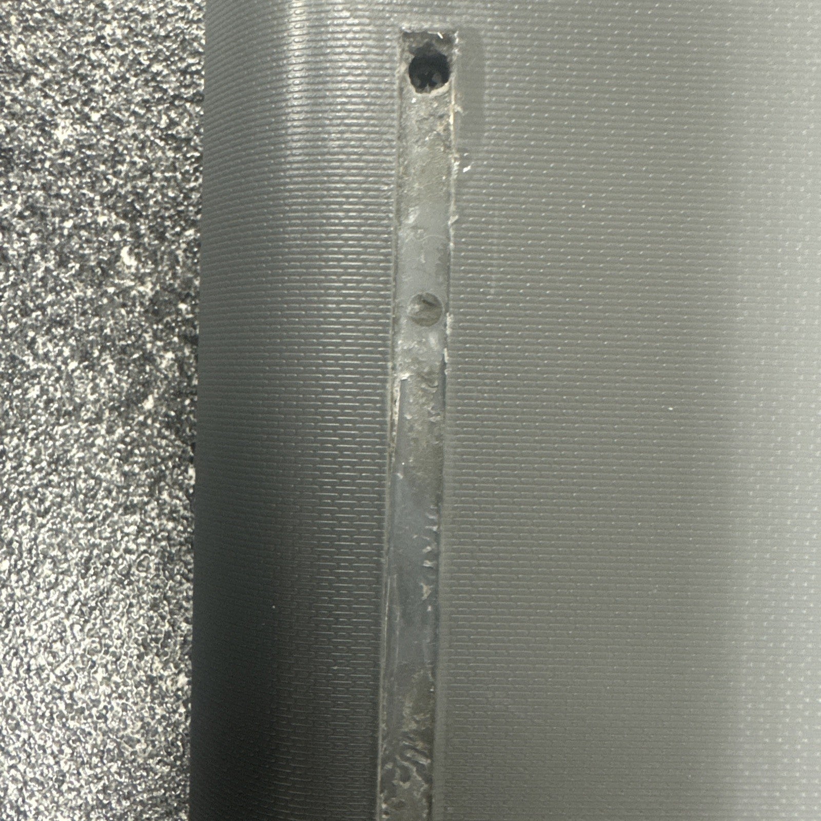 HP 15t-da100 15.6" HD Laptop BATTERY NOT TESTED AND HAS SCRATCHES AND STAINS!!!!