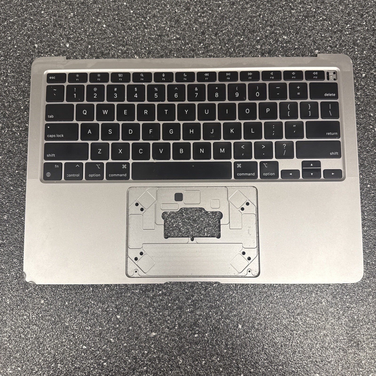 Apple MacBook Air 2020 13"A2337 Palmrest ONLY For Parts/Repair Broken Don’t Work