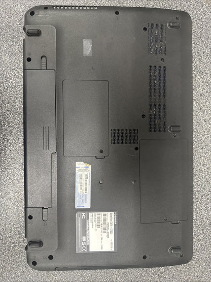 Toshiba Satellite C675 S7322 BATTERY UNTESTED AND SCRATCHES ON TOP AND BOTTOM!!!