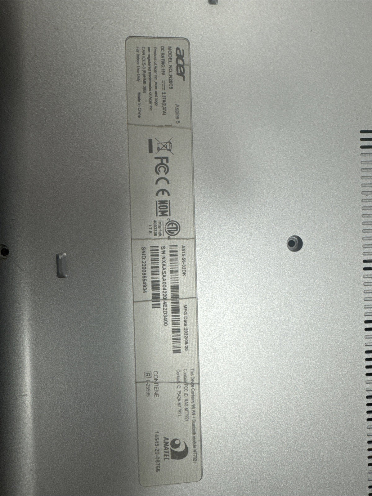 Acer Aspire 1 N20C5 15.6" HAS A BROKER LEFT SIDE AND CHARGING PORT. DOESNT WORK