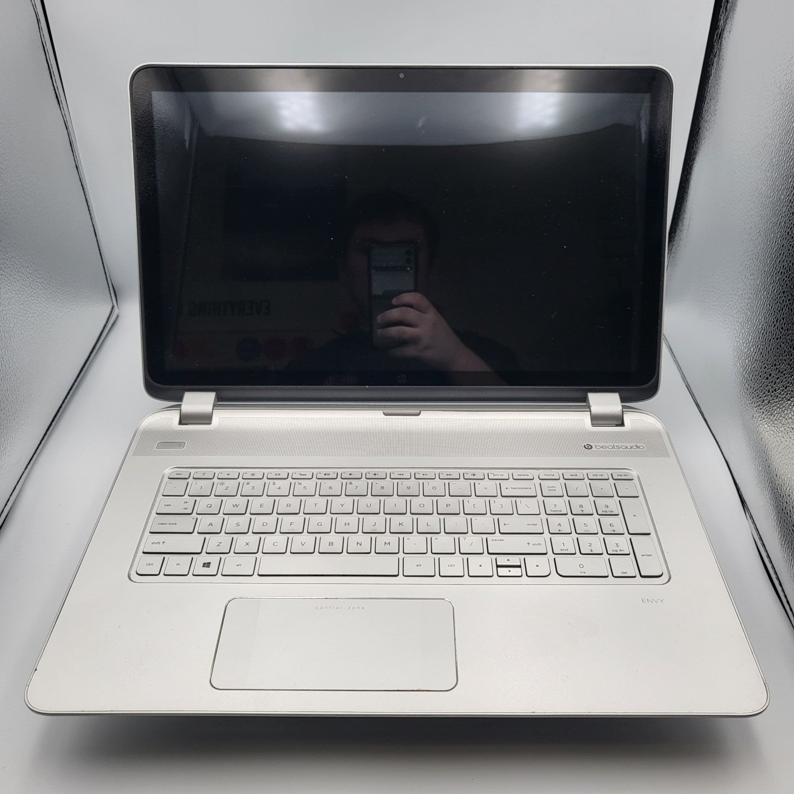HP Envy m7-k211dx Laptop 15" Intel