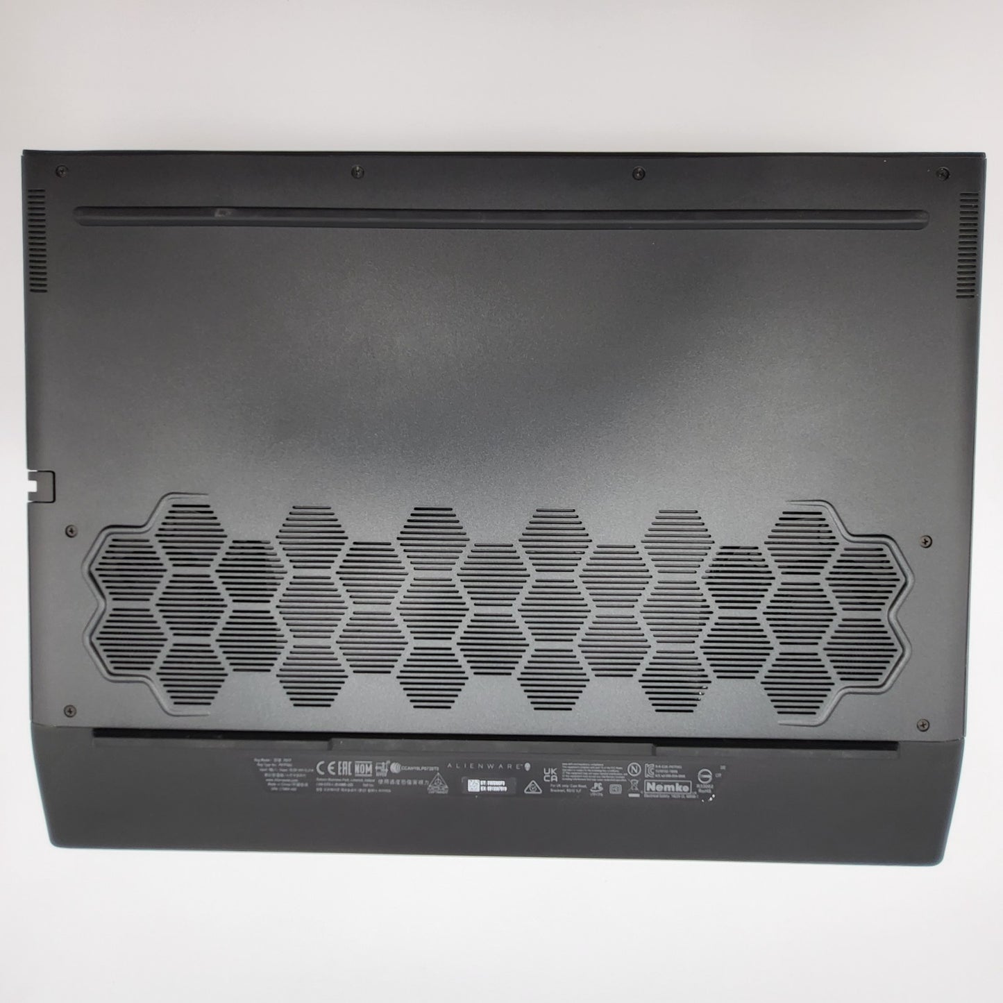 Alienware M15 R4 Laptop 15.6" Intel I7-10870H, RTX 3070, 32GB RAM, 500 GB SSD