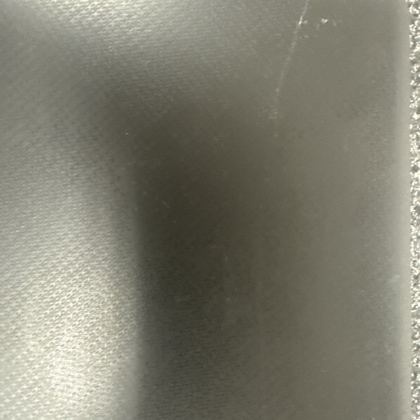 HP 15t-da100 15.6" HD Laptop BATTERY NOT TESTED AND HAS SCRATCHES AND STAINS!!!!