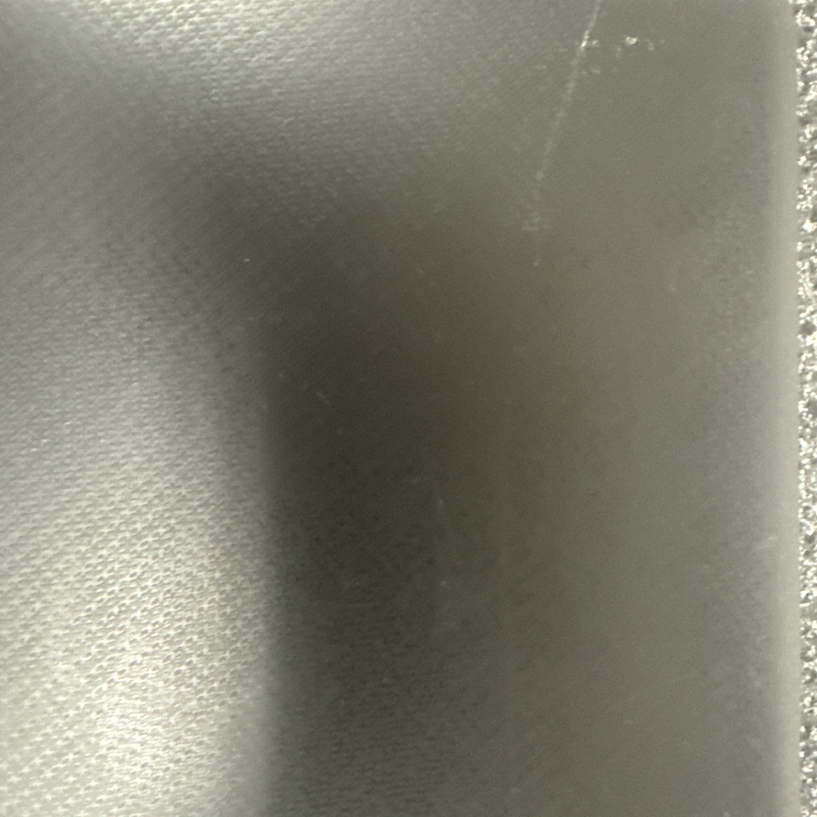 HP 15t-da100 15.6" HD Laptop BATTERY NOT TESTED AND HAS SCRATCHES AND STAINS!!!!