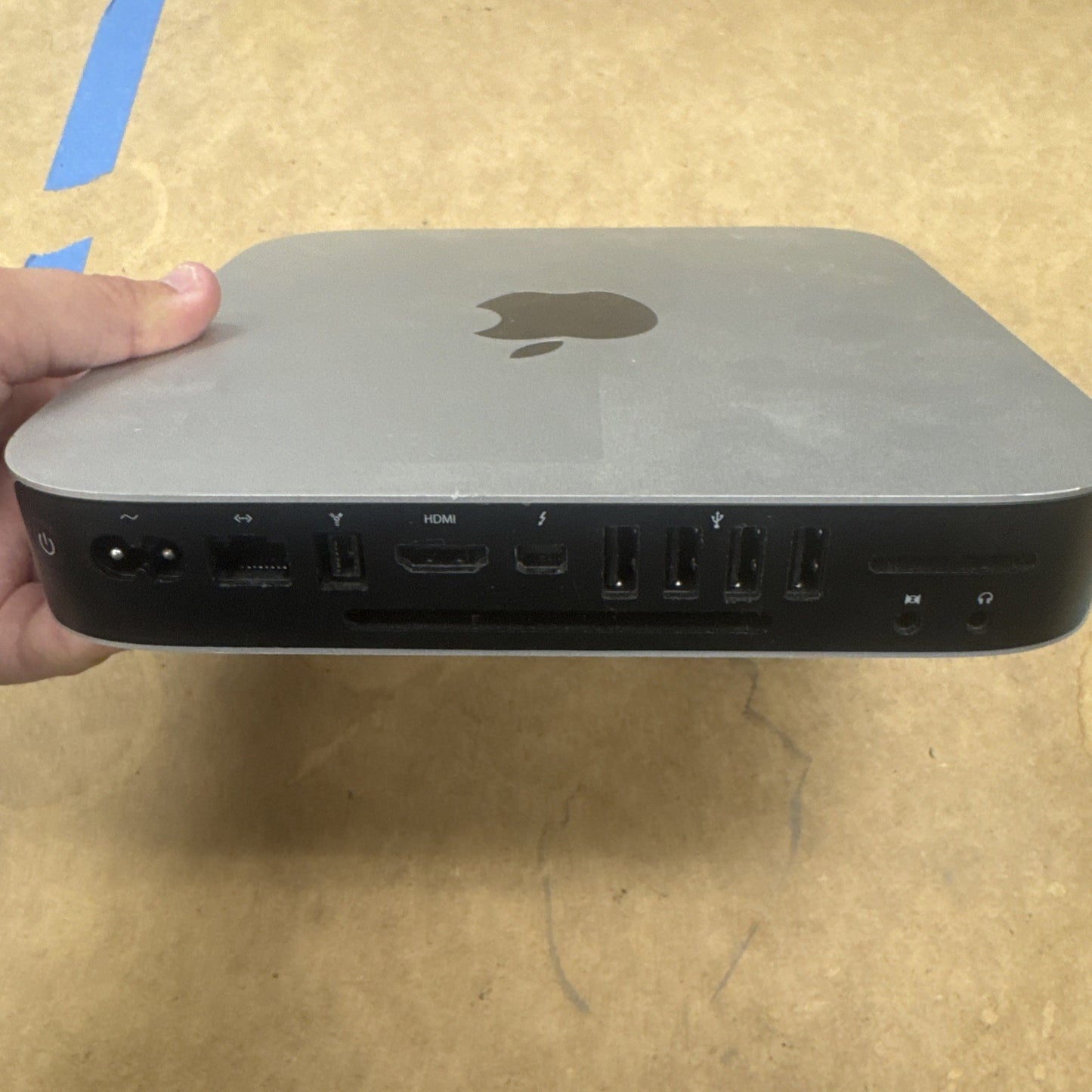 Apple Mac Mini A1347 THE HDMI PORT IS DEAD AND SCRATCHES!
