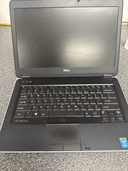 Used Laptop Dell Latitude E6440 Intel Corei5 4310M BATTERY NOT TESTED!!!!
