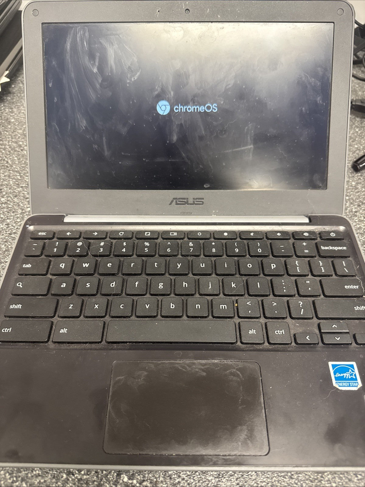 Asus Chromebook C202S Laptop 11.6" 4GB RAM 64GB SSD Chrome OS HAS SCRATCHES!!!!!