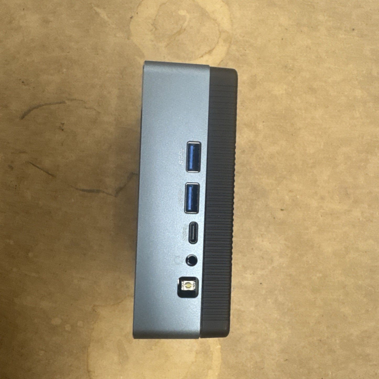 CYBERGEEK Nano J1 no RAM  No SSD Barebones PC Bottom Damage