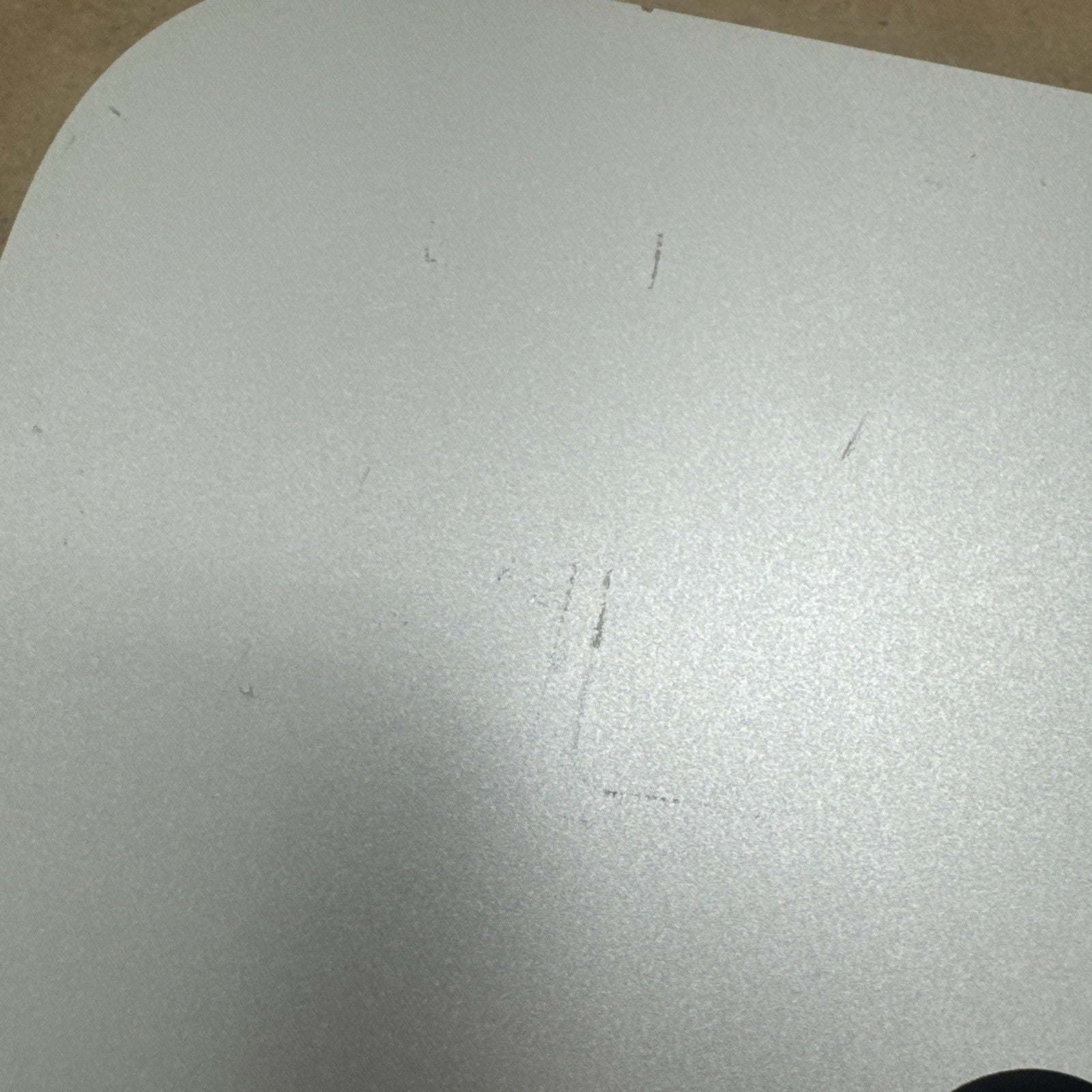 Apple Mac Mini A1347 HAS SCRATCHES ON TOP AND BOTTOM!