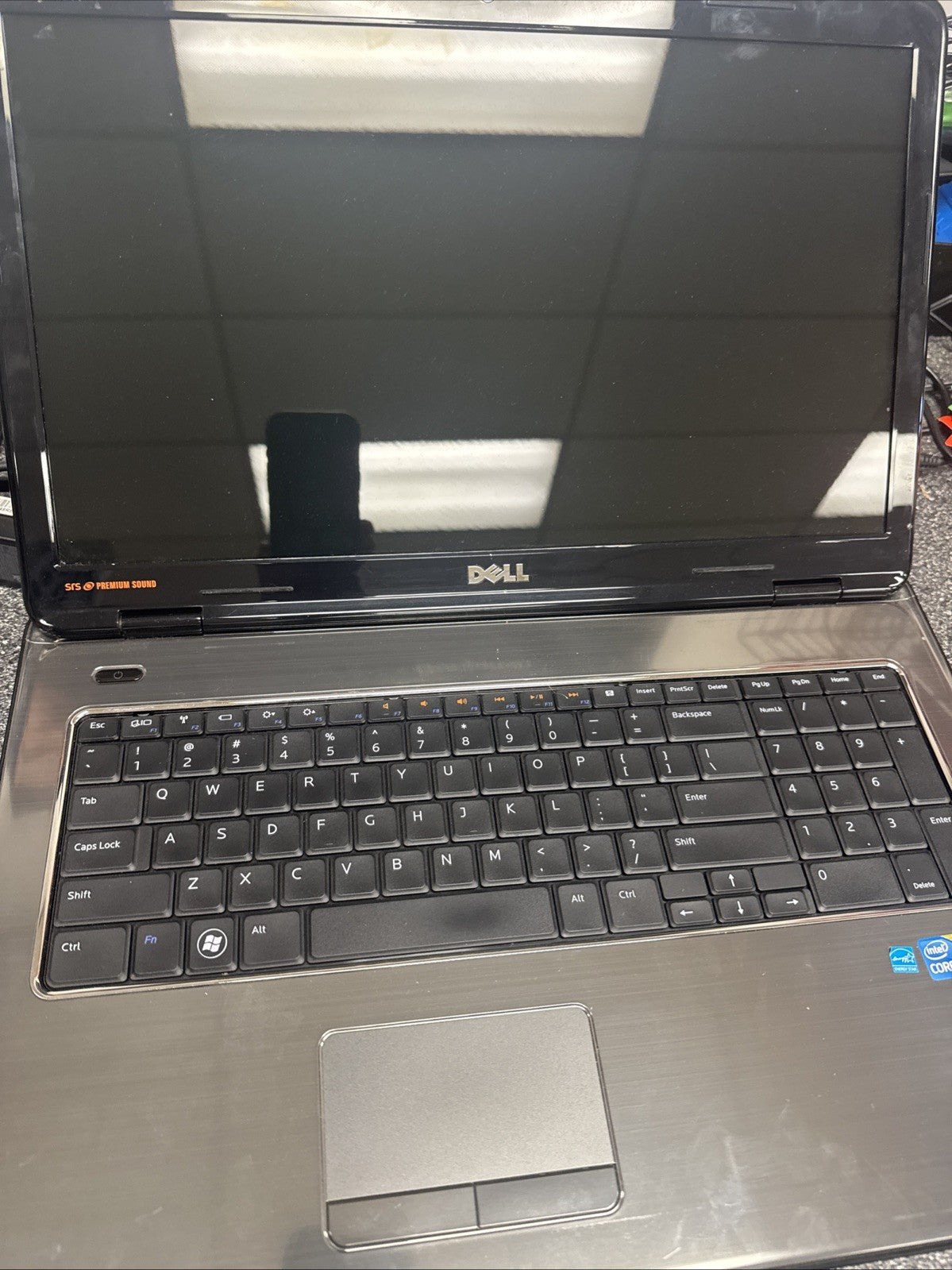 Dell Inspiron N7010 P08E 17.3" Laptop Intel Core Notebook BATTERY NOT TESTED!!!!